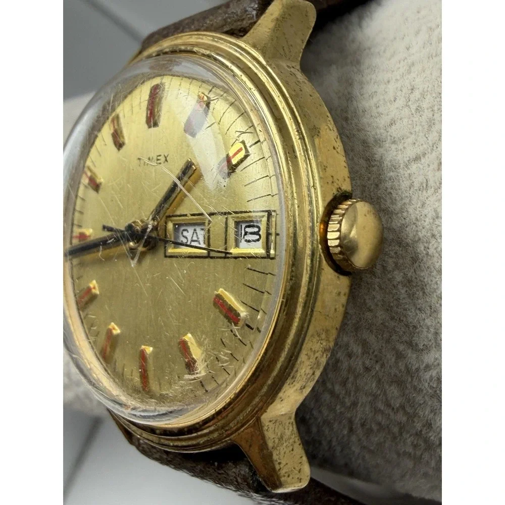 Timex 1976 Mens Mercury Manual Wind Watch 35MM 7.5